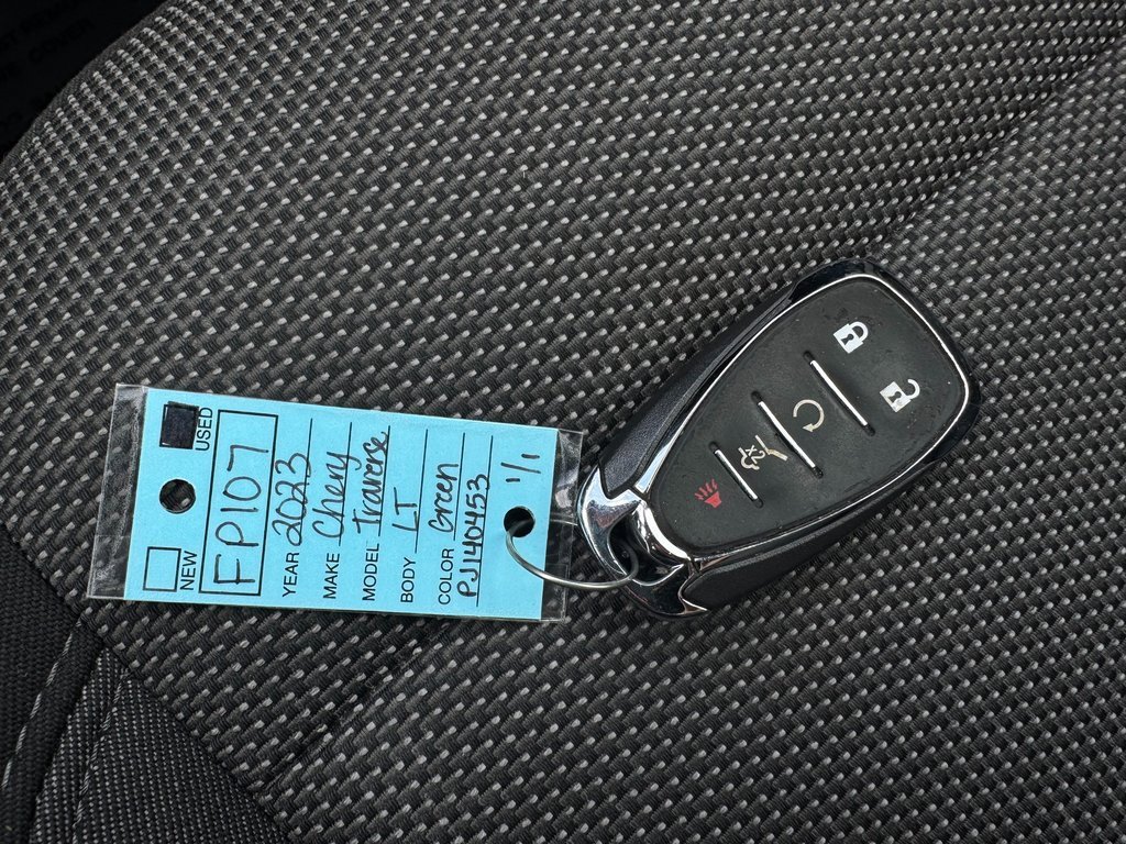 2023 Chevrolet Traverse Cloth photo 28