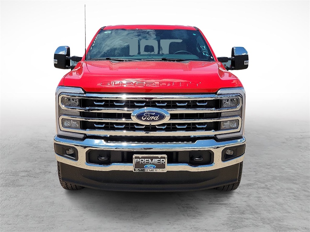 2025 Ford F-250 photo 3