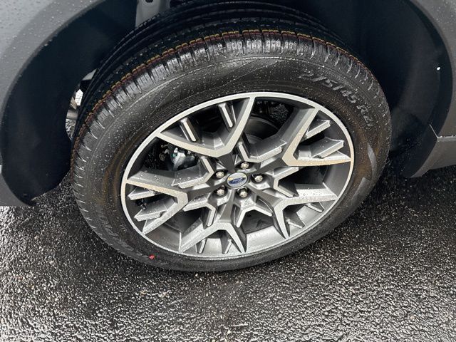 2025 Ford Explorer Platinum photo 12