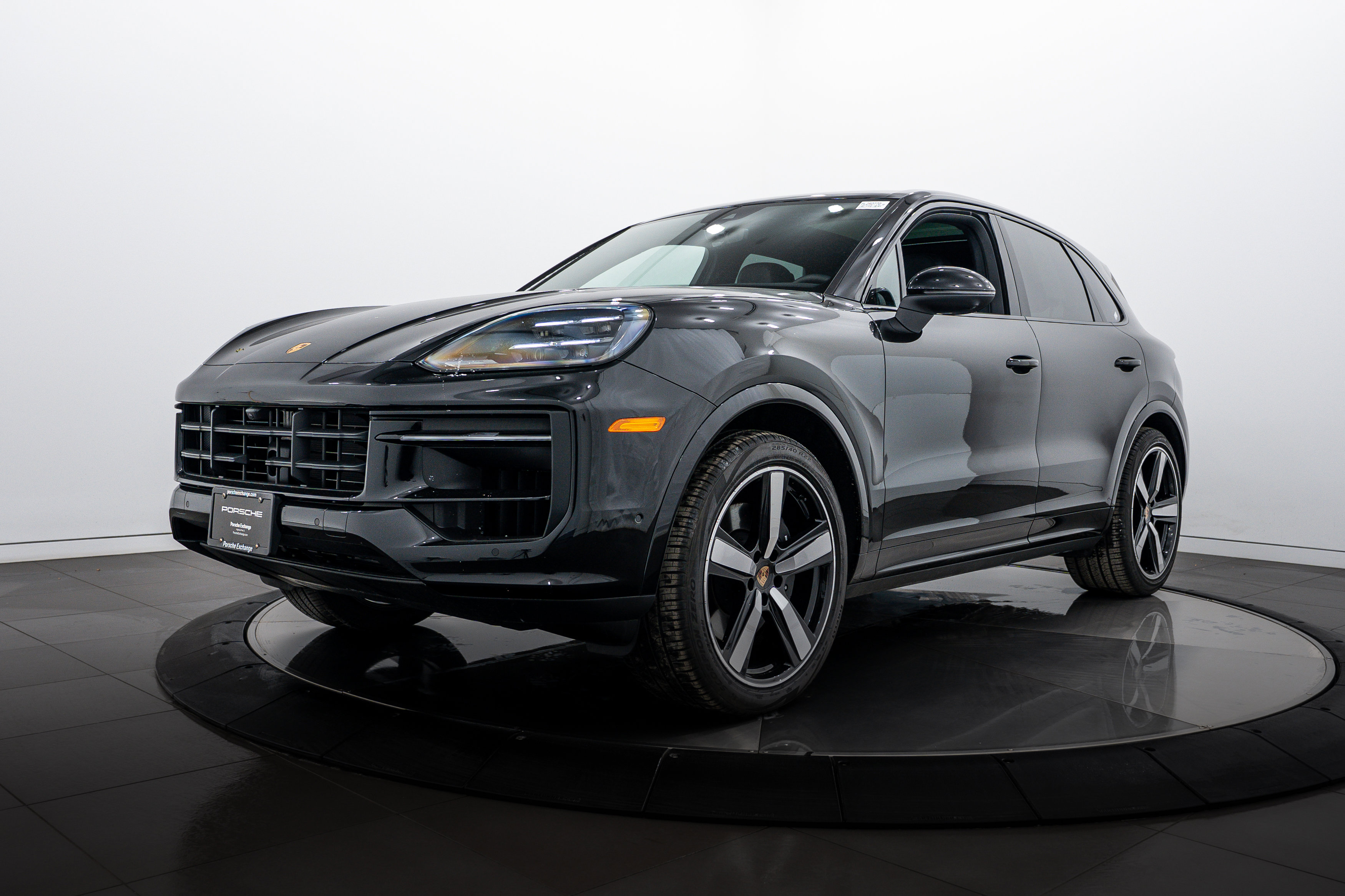2025 Porsche Cayenne Base