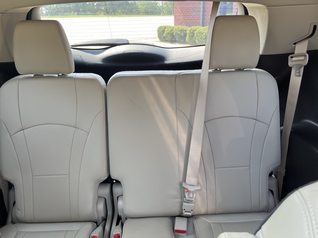 2019 Buick Enclave Essence photo 27