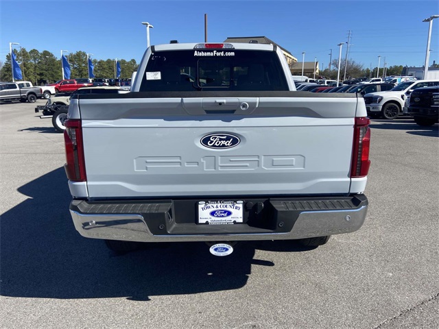 2025 Ford F-150 XLT photo 4