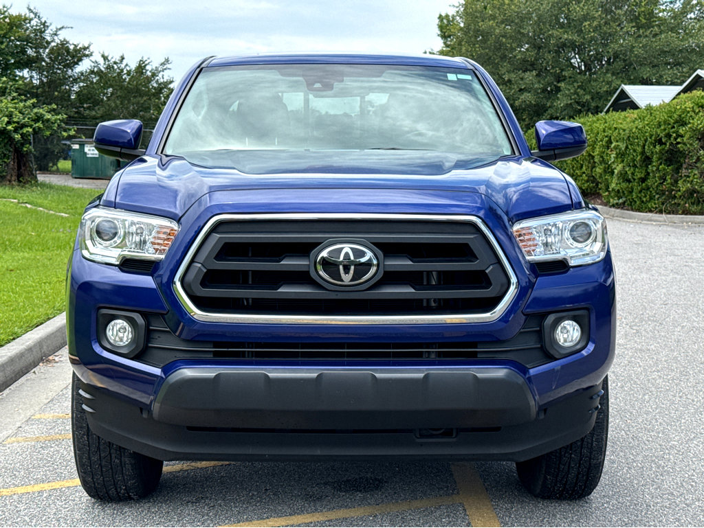 2022 Toyota Tacoma SR5 photo 2