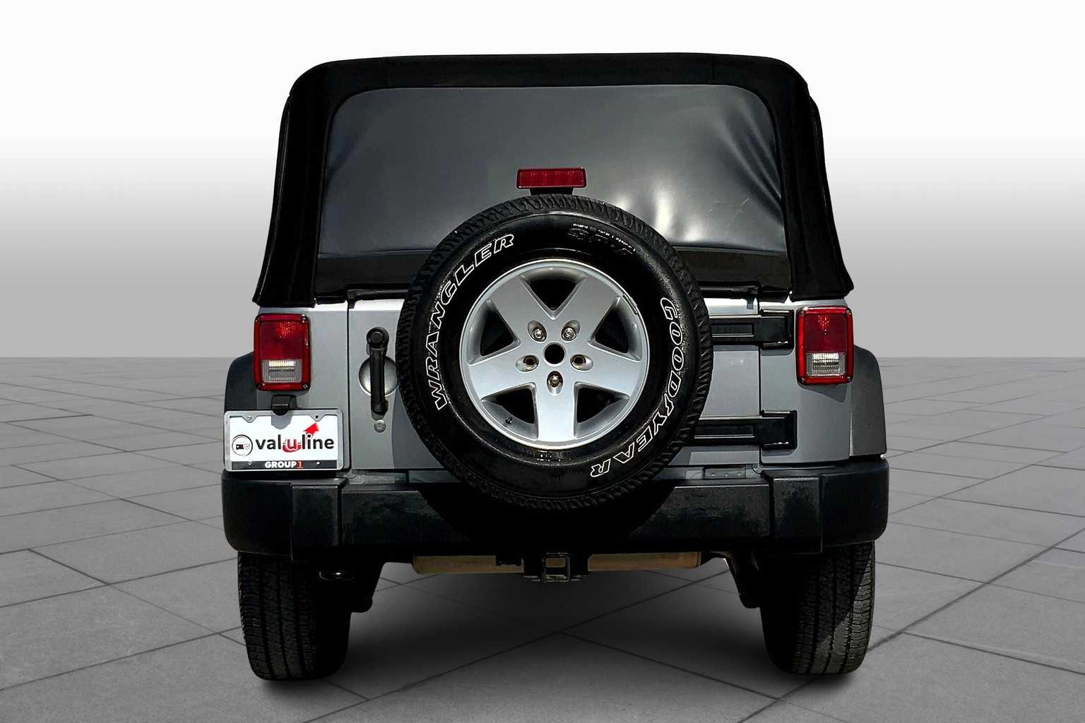2014 Jeep Wrangler Sport photo 4
