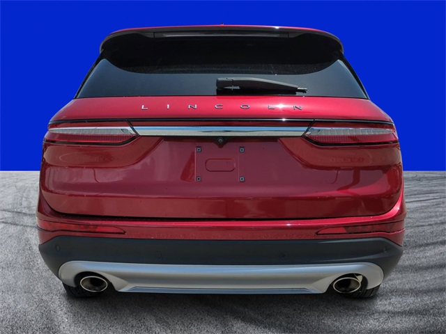 2021 Lincoln Corsair Standard photo 2