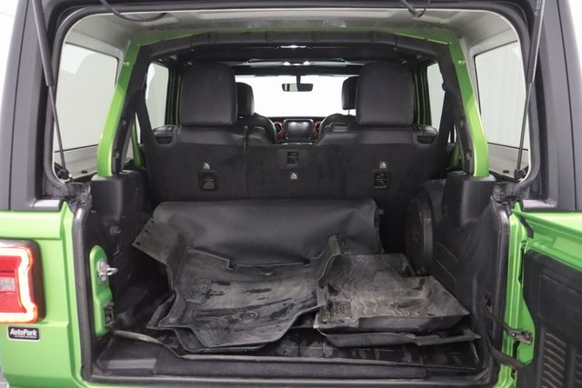 2020 Jeep Wrangler Unlimited Rubicon photo 16
