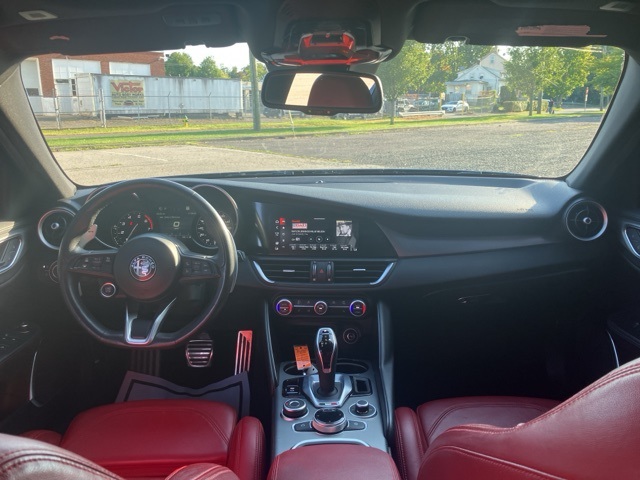 2022 Alfa Romeo Giulia Ti - VELOCE photo 17