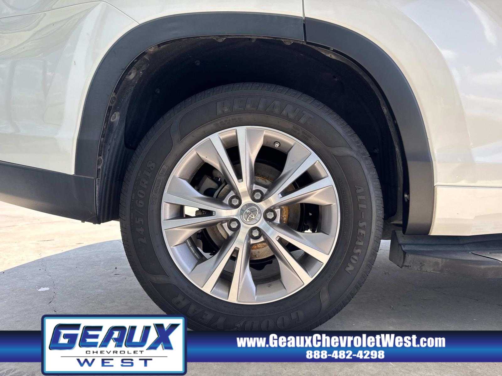 2015 Toyota Highlander XLE photo 25