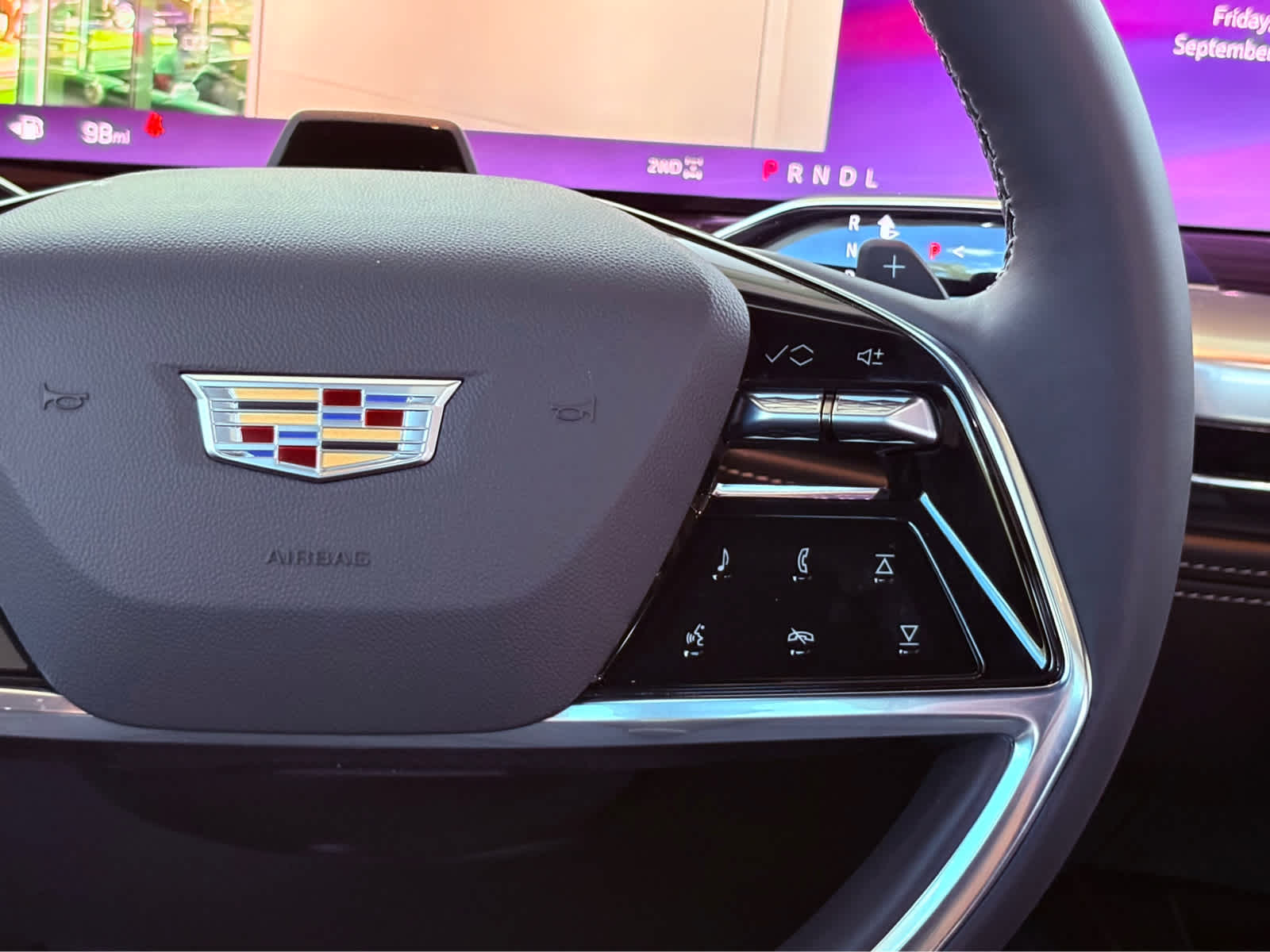 2025 Cadillac Escalade Premium Luxury photo 21