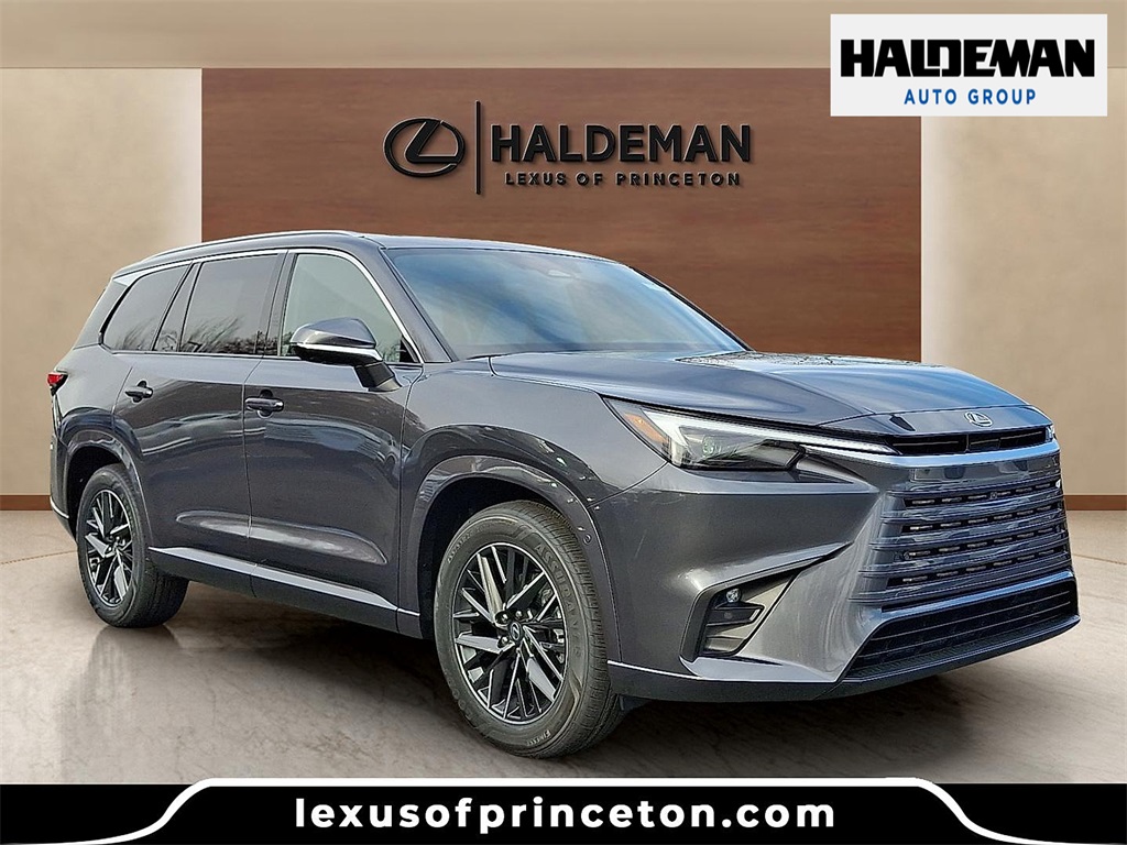 2026 Lexus TX Premium's photo