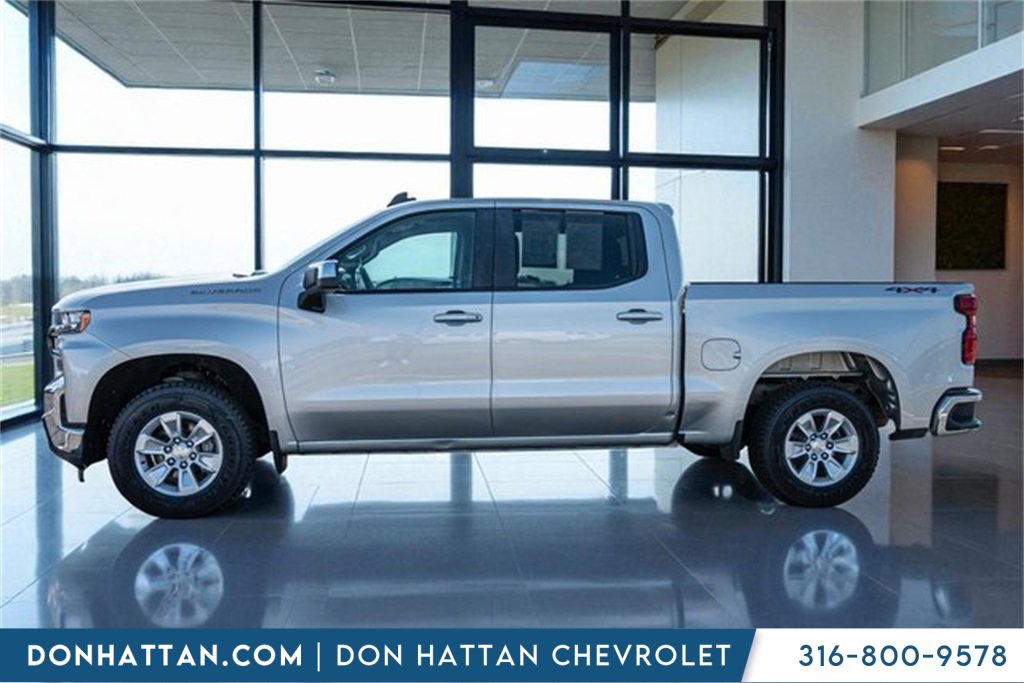2020 Chevrolet Silverado 1500 LT photo 2