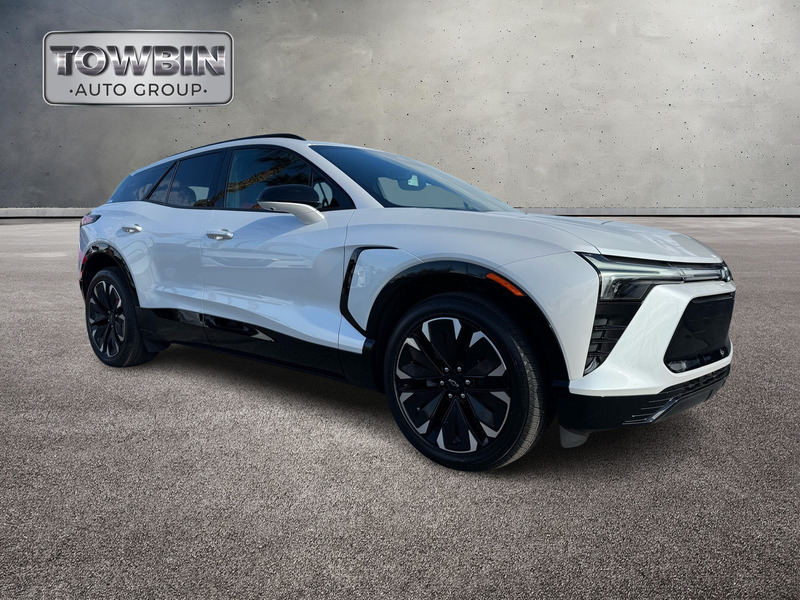2025 Chevrolet Blazer EV RS photo 2