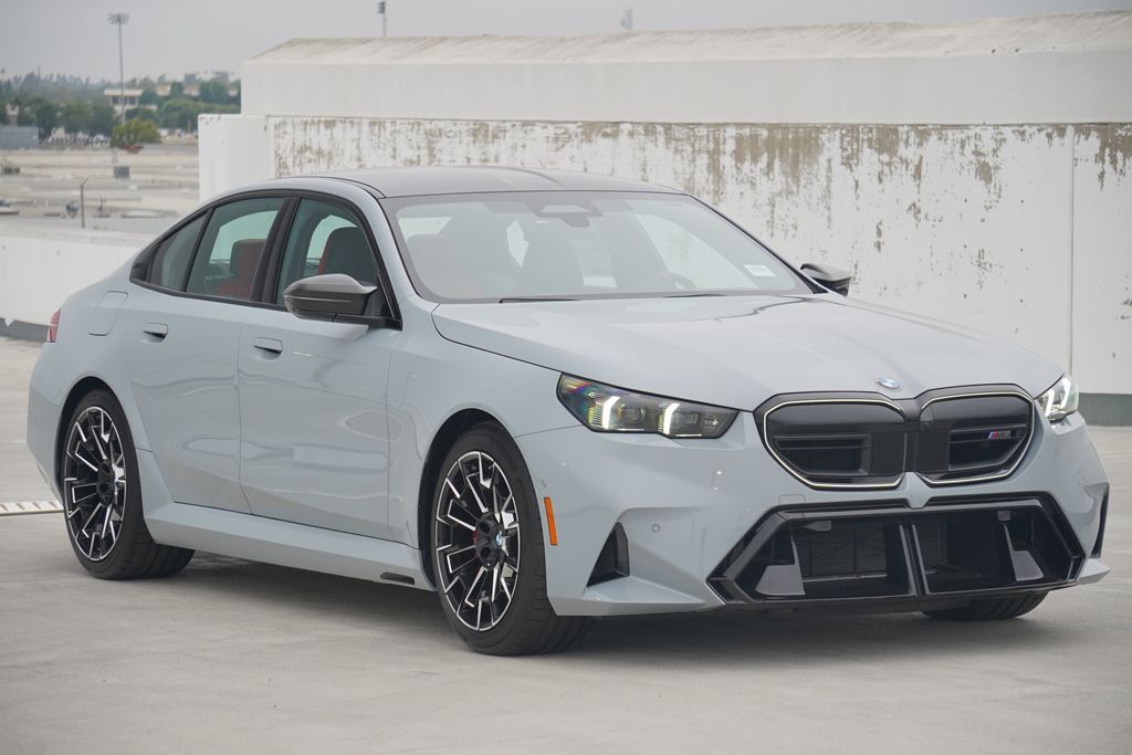 2025 Bmw M5 5 photo 3