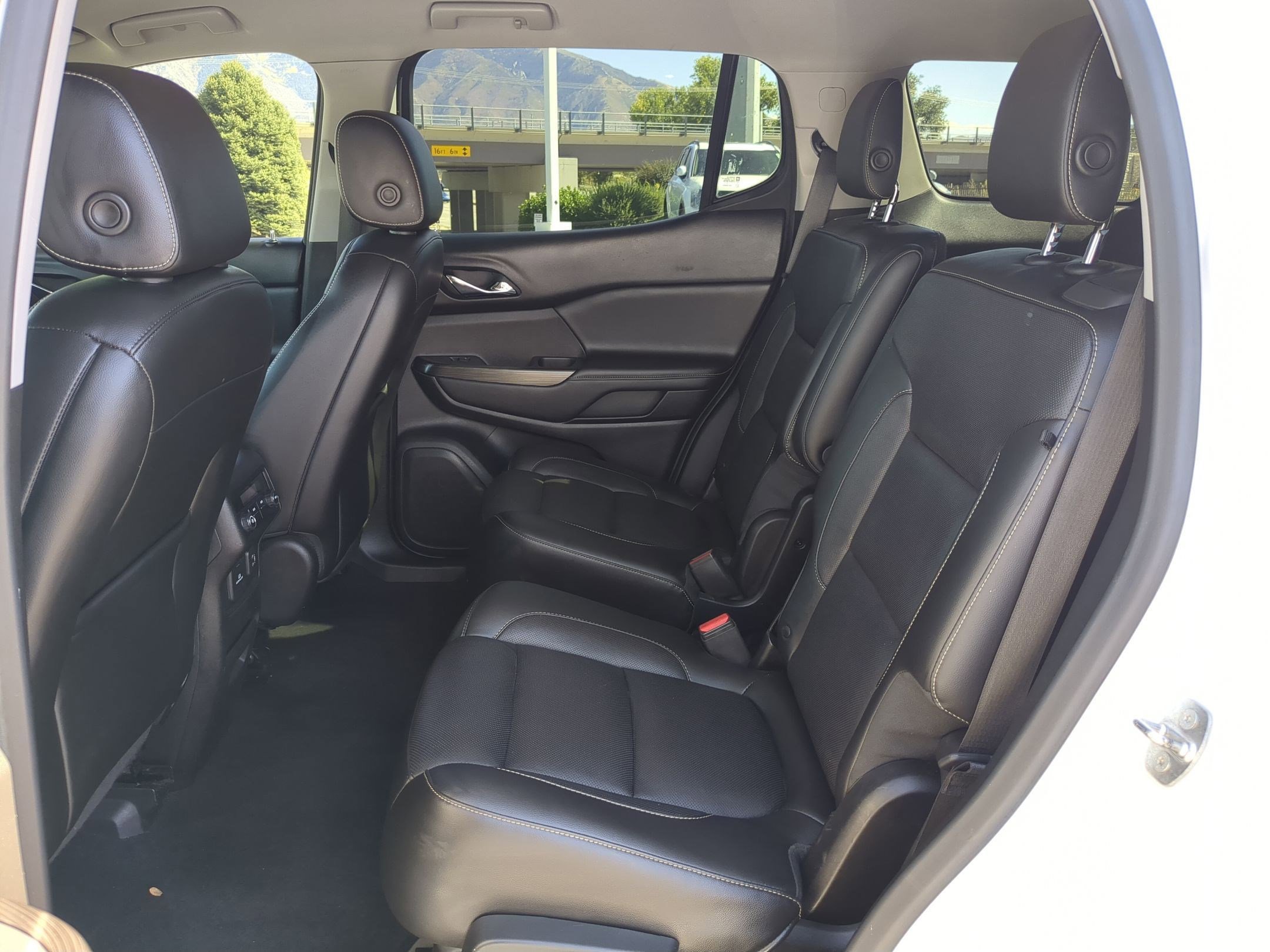 2018 Gmc Acadia SLT photo 16