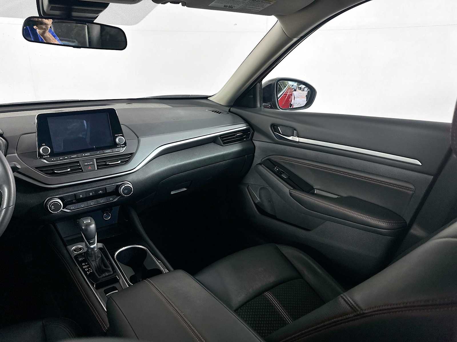 2023 Nissan Altima 2.5 SR photo 21