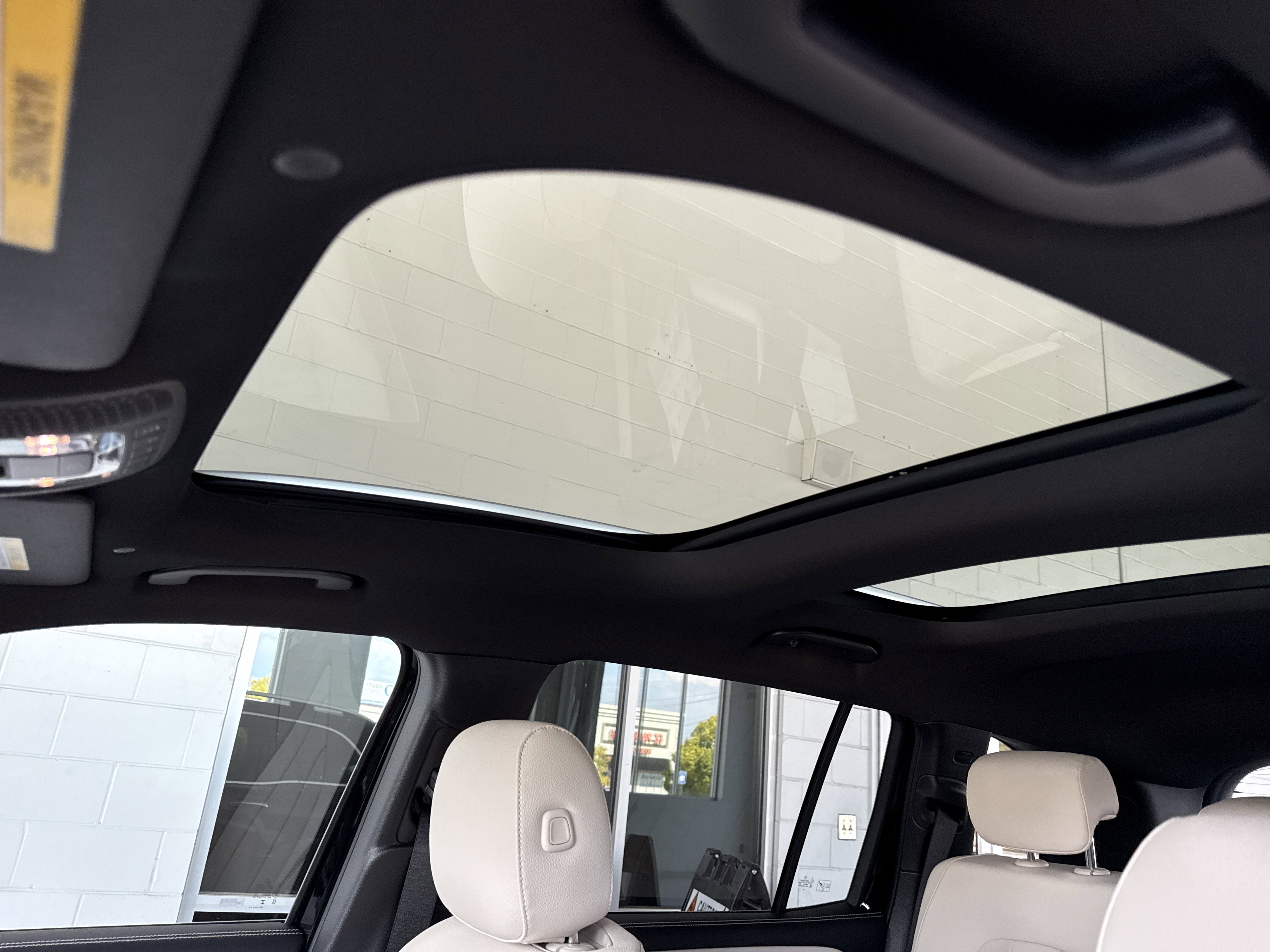 2026 Mercedes Benz GLB 250 photo 3