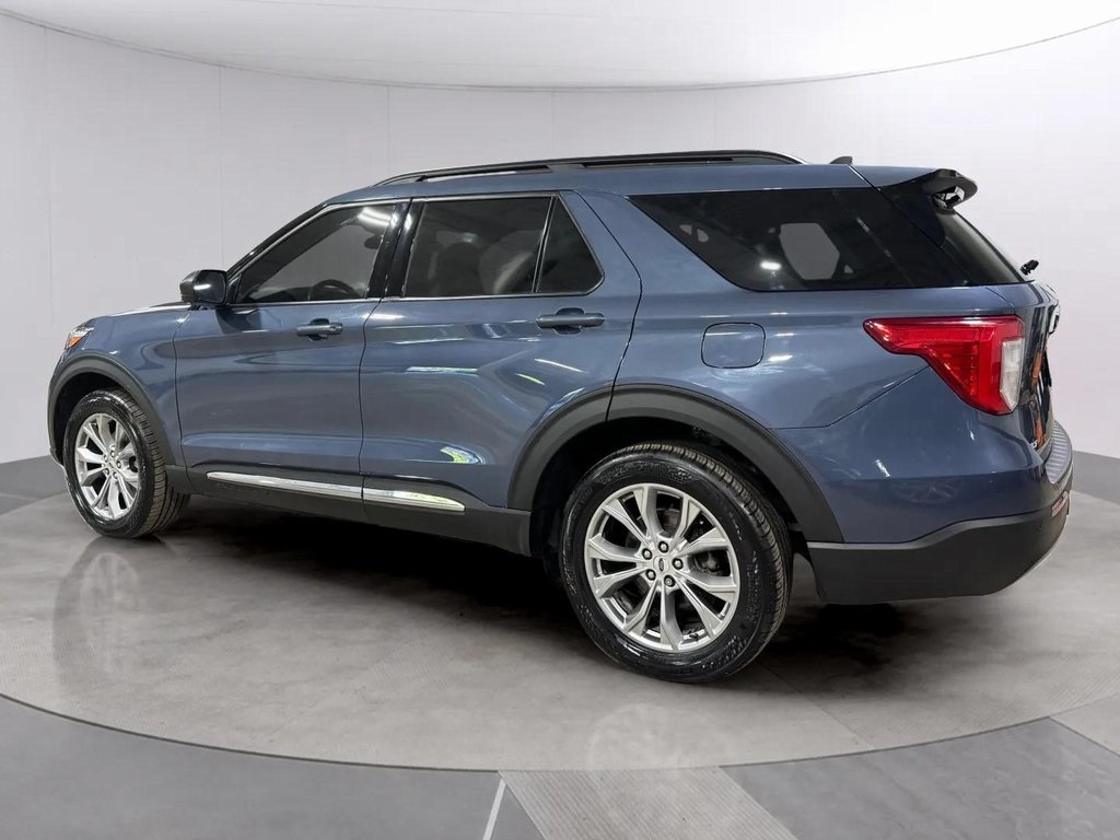 2021 Ford Explorer XLT photo 3