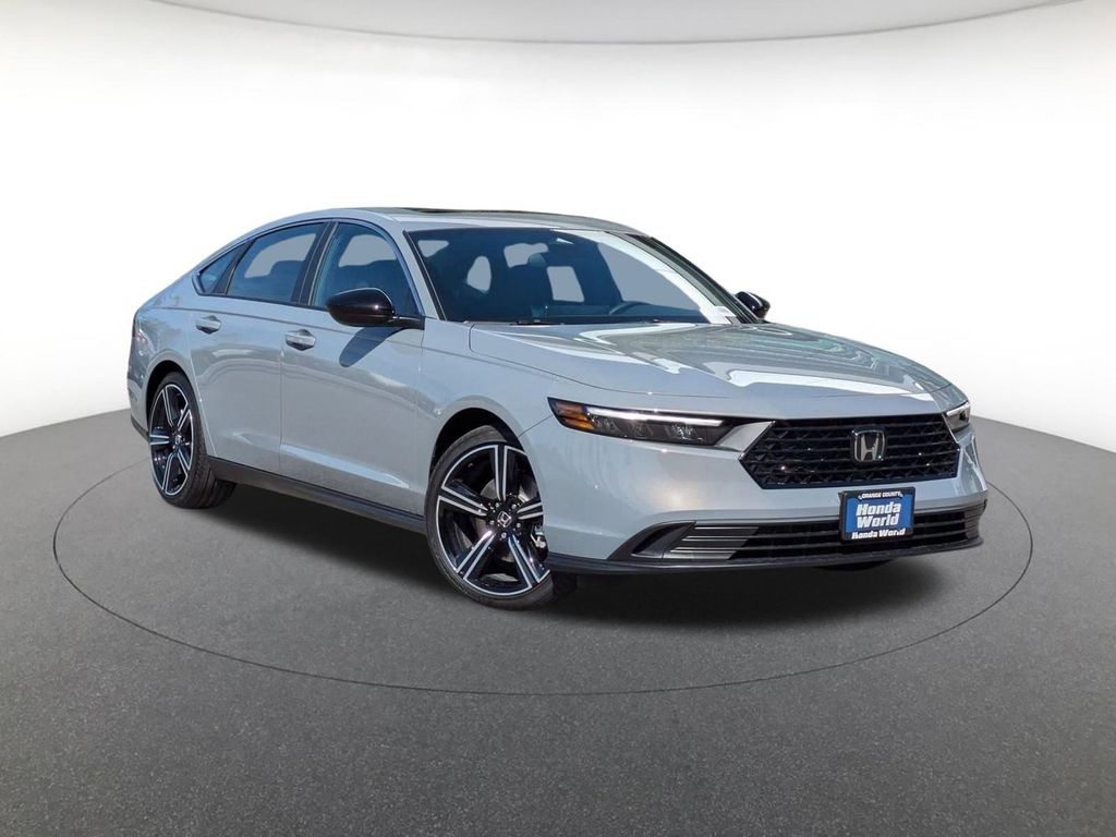 2025 Honda Accord Hybrid Sport's photo