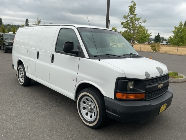 2012 Chevrolet Express 1500 Work Van photo 4
