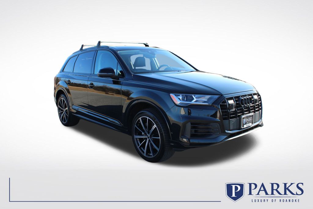 2023 Audi Q7 Premium Plus's photo