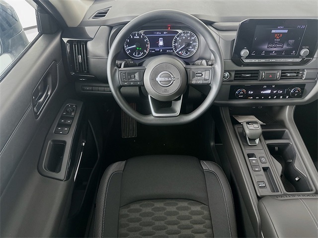 2025 Nissan Pathfinder S photo 19