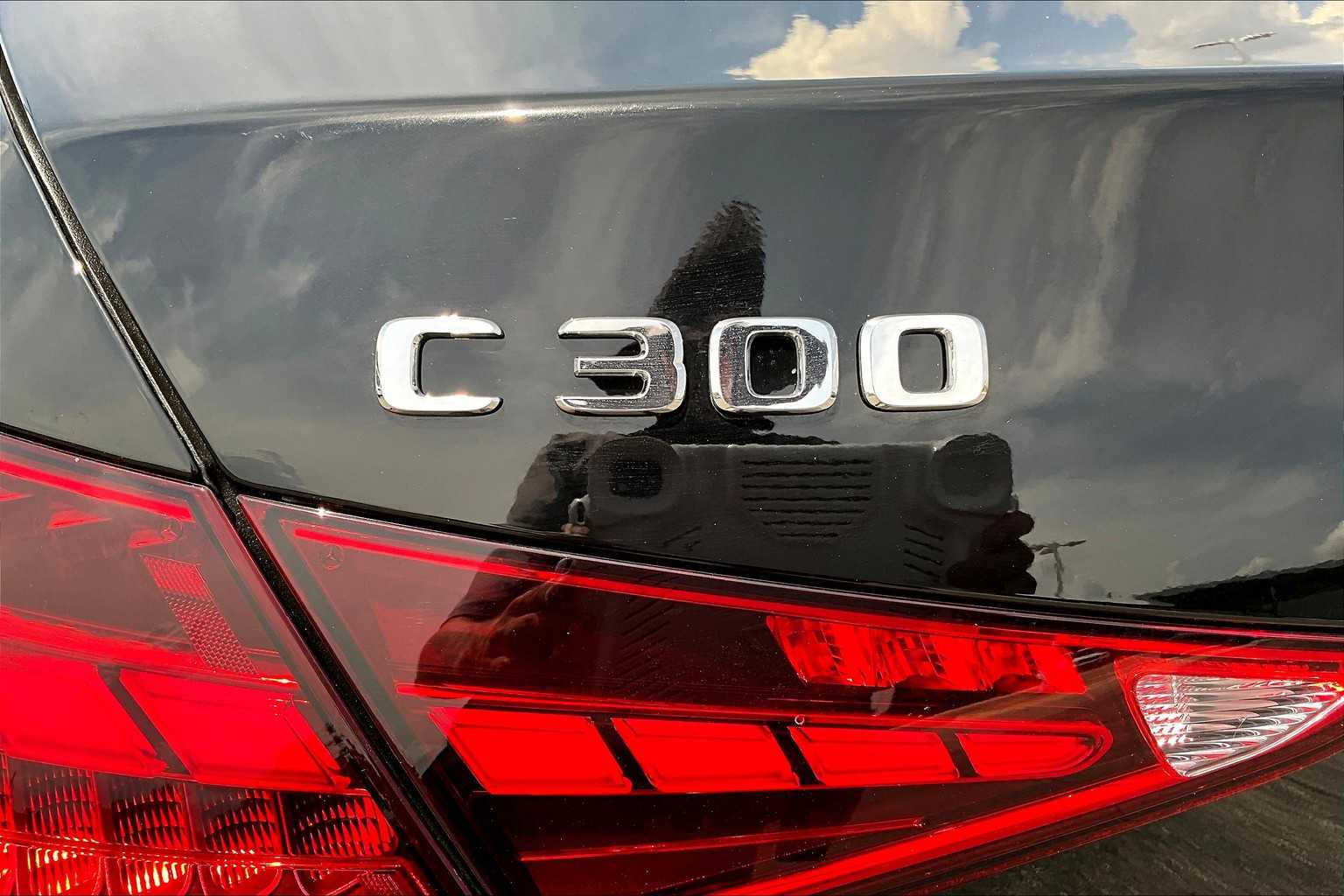 2025 Mercedes Benz C 300 photo 7
