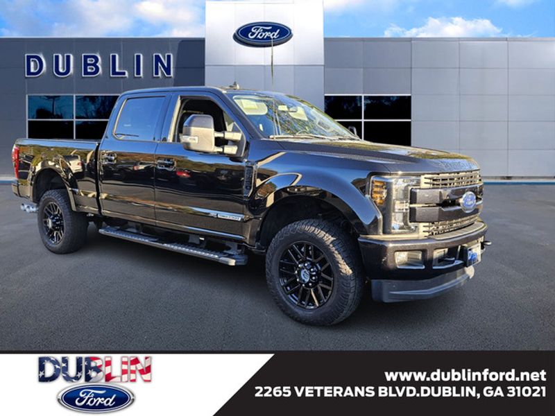 2019 Ford F-250 Super Duty Lariat's photo