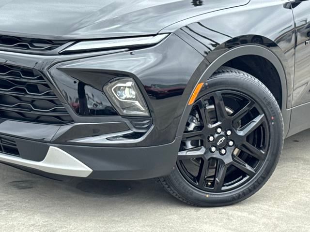 2023 Chevrolet Blazer 2LT photo 3