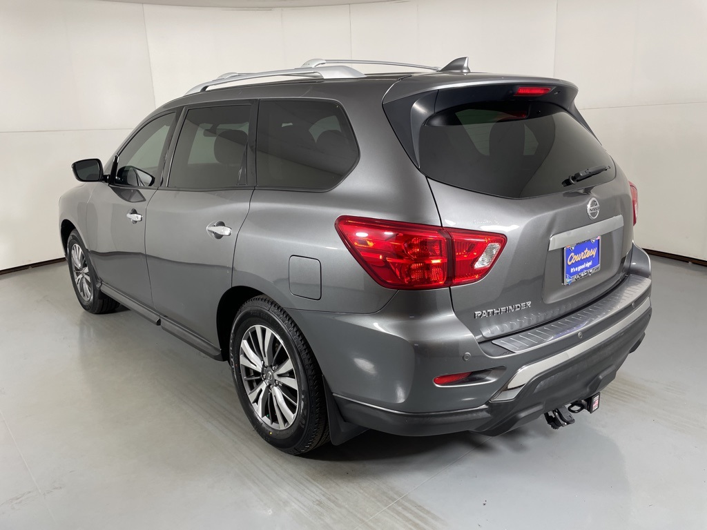 2020 Nissan Pathfinder S photo 6