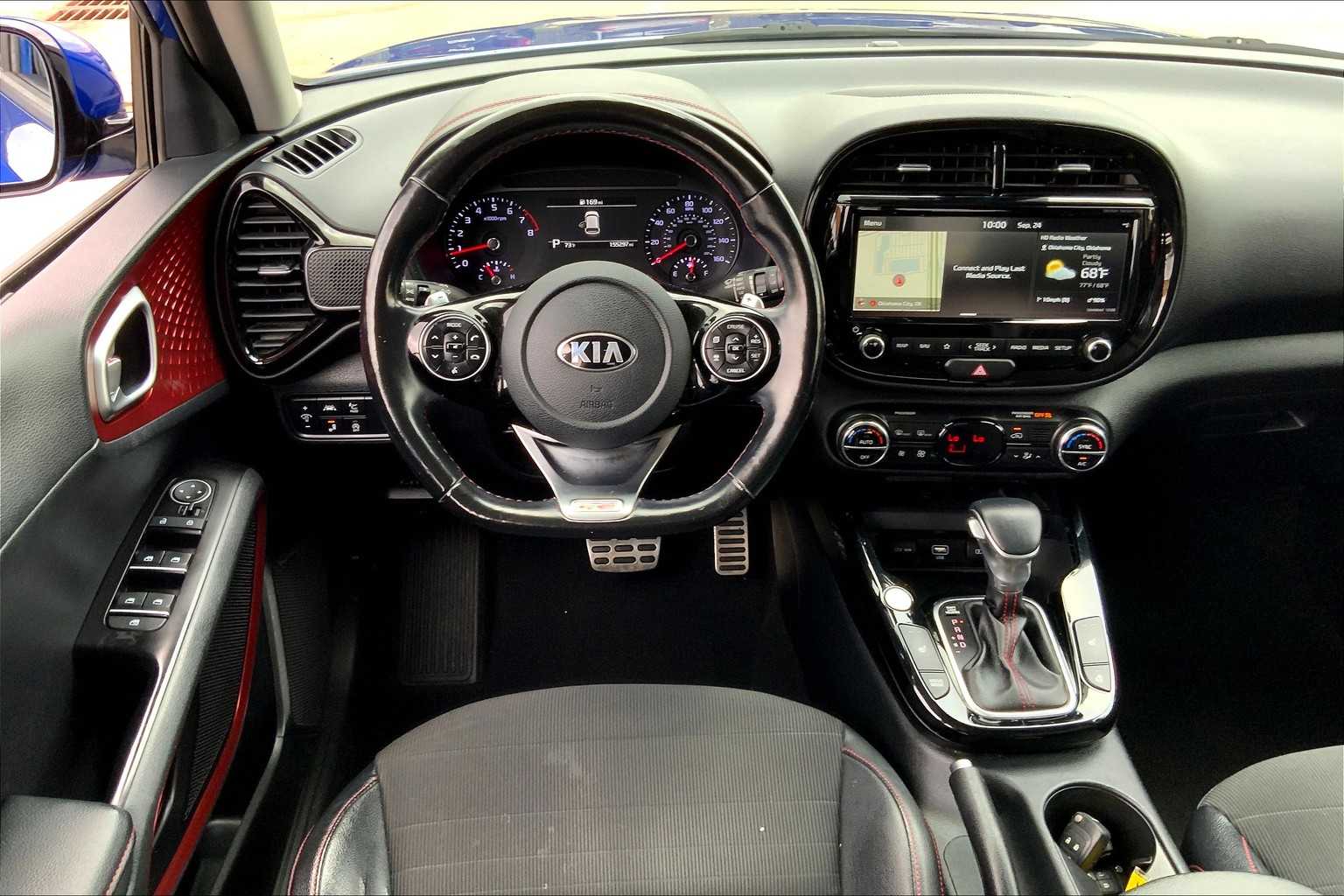 2020 Kia Soul GT-Line Turbo photo 5