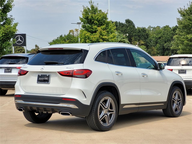 2022 Mercedes Benz GLA 250 4MATIC photo 2