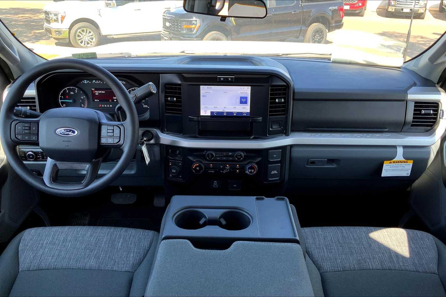2025 Ford F-250 XLT photo 5