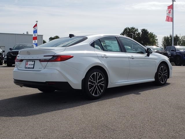 2025 Toyota Camry XLE photo 5