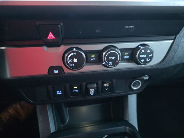 2019 Toyota Tacoma SR5 V6 Double Cab photo 21