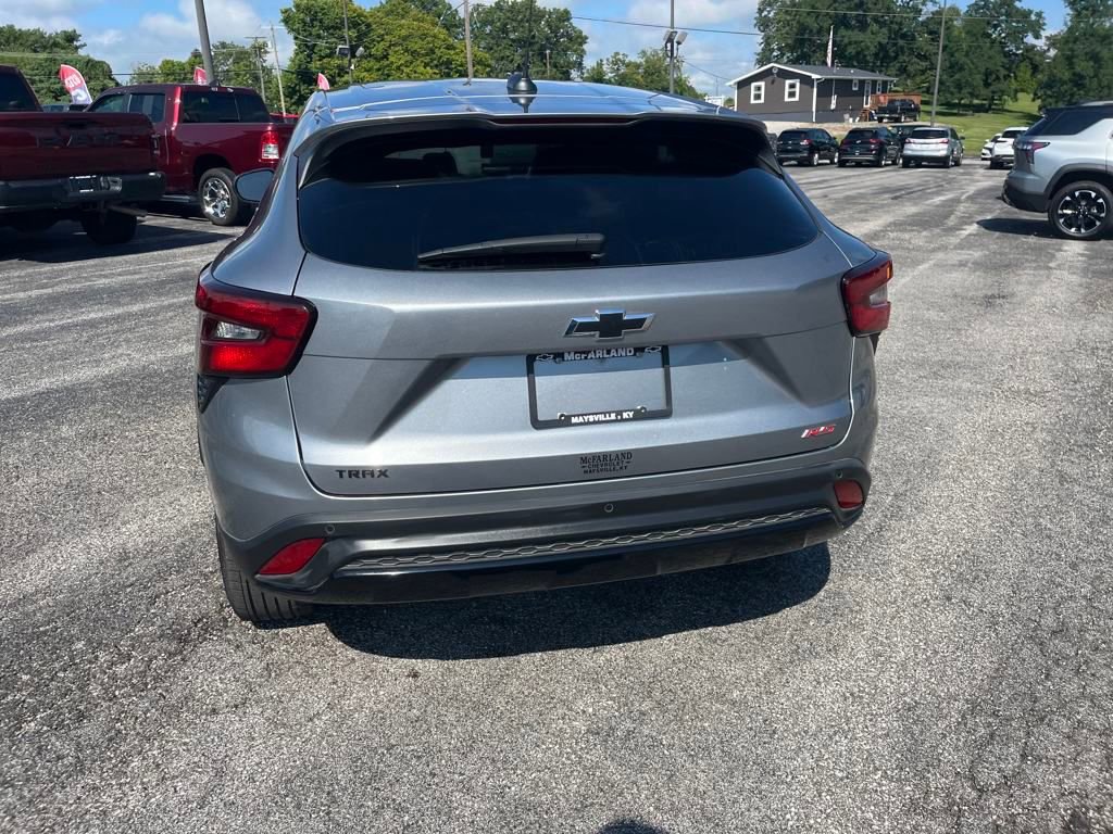2025 Chevrolet Trax photo 4