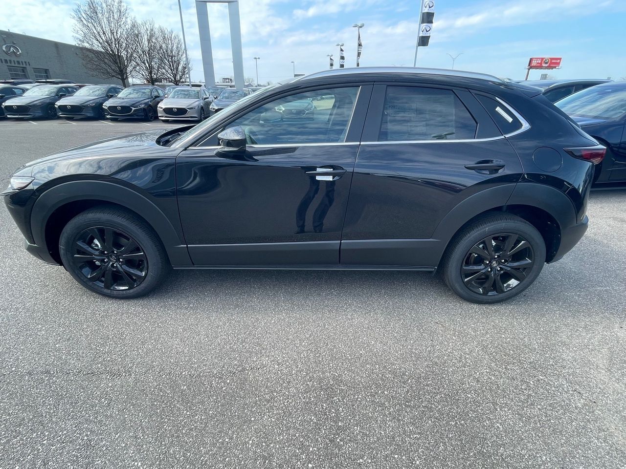 2025 Mazda CX-30 2.5 Turbo Premium photo 2