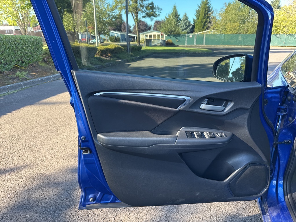2017 Honda Fit LX photo 14