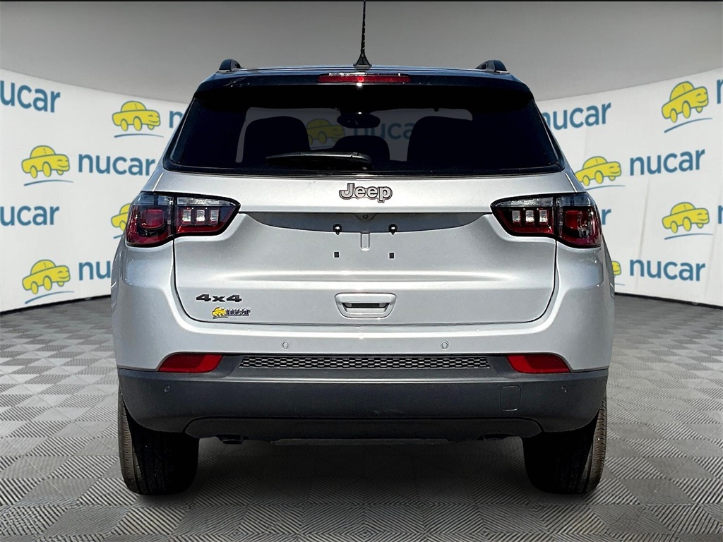 2025 Jeep Compass Limited photo 4