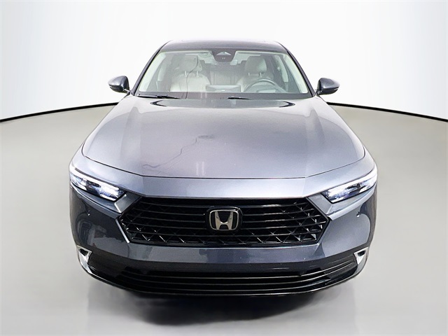 2024 Honda Accord Hybrid Touring photo 2