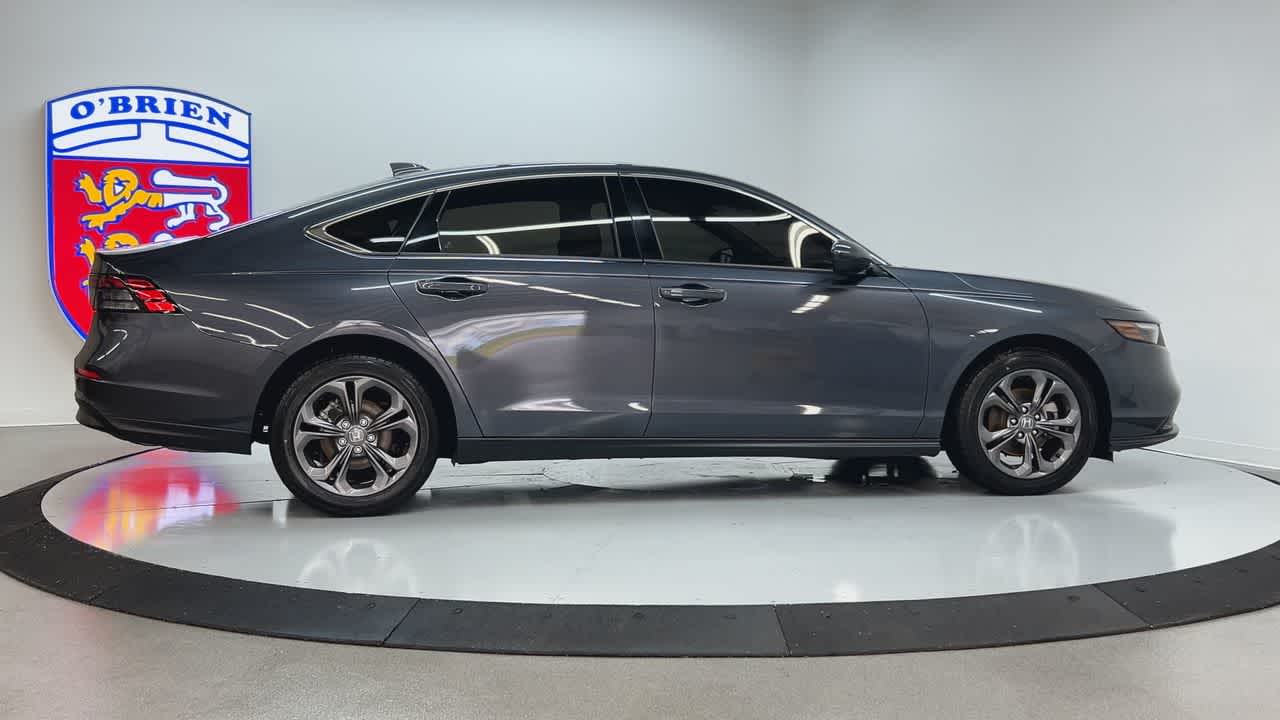 2023 Honda Accord EX photo 4