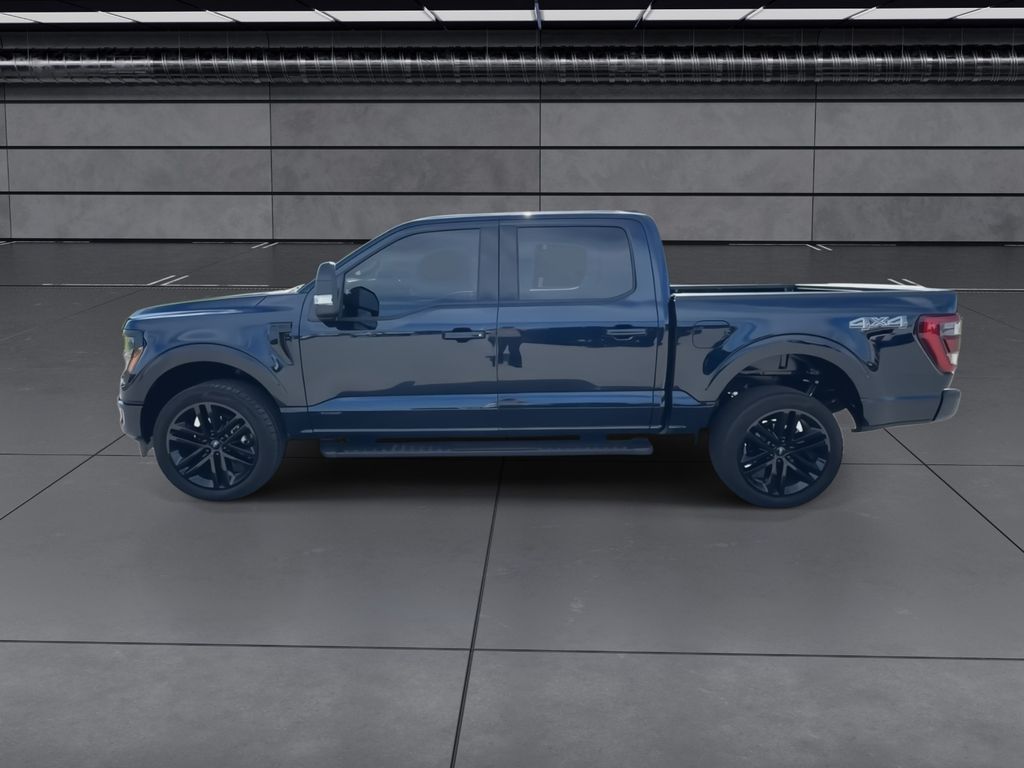 2025 Ford F-150 XLT photo 2