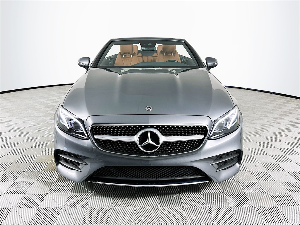 2018 Mercedes Benz E 400 photo 2