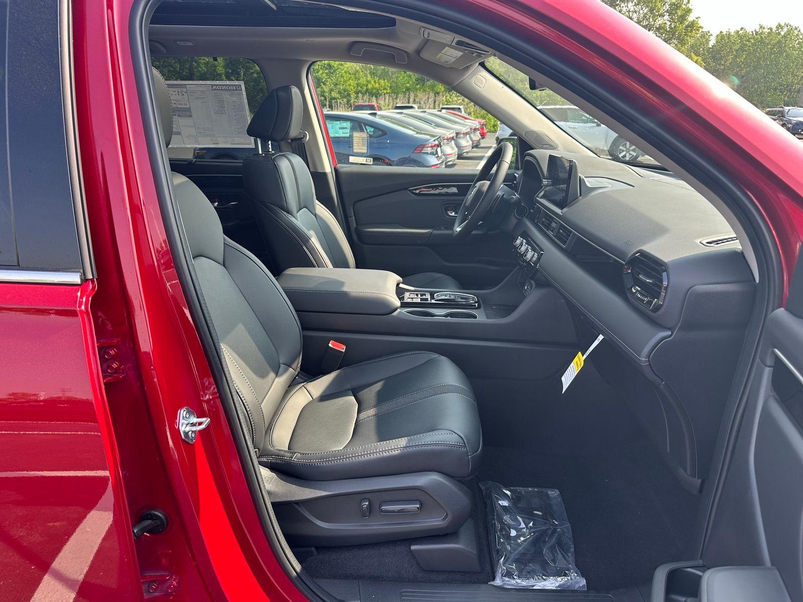 2025 Honda Pilot Touring photo 23