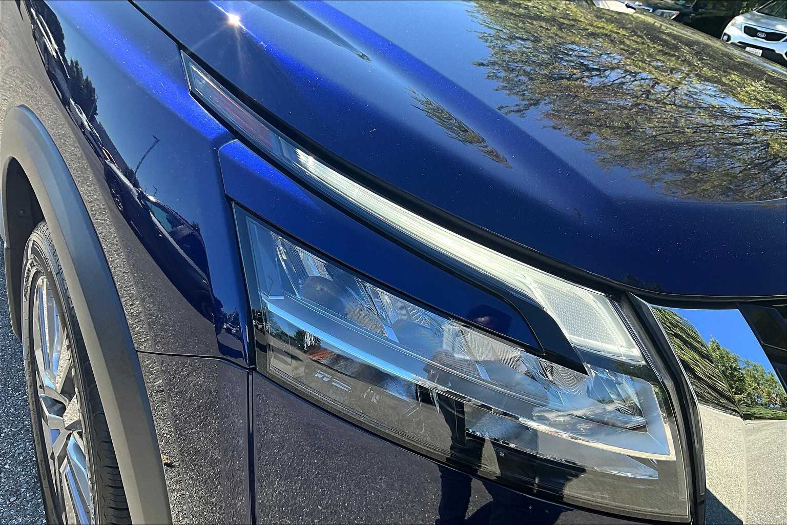 2023 Nissan Pathfinder SL photo 26