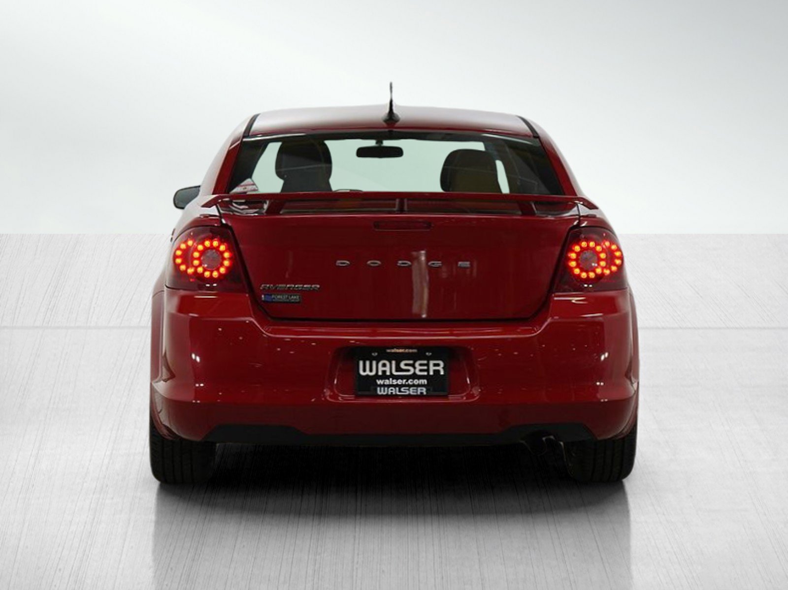 2014 Dodge Avenger SE photo 4