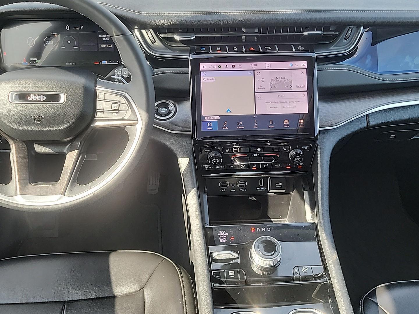 2023 Jeep Cherokee 4xe photo 12