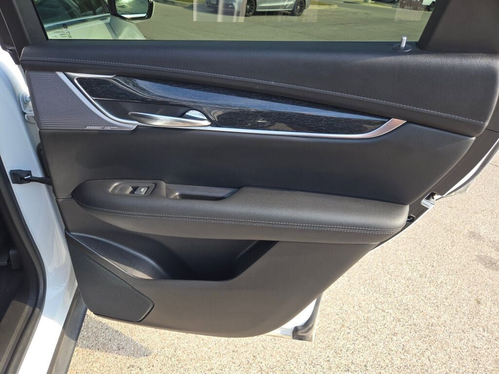 2021 Cadillac XT5 Premium Luxury photo 9