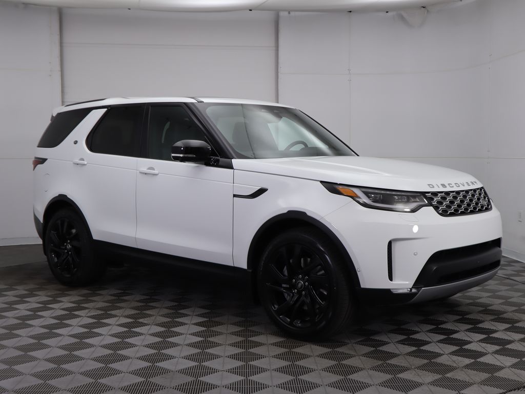 2025 Land Rover Discovery S photo 3