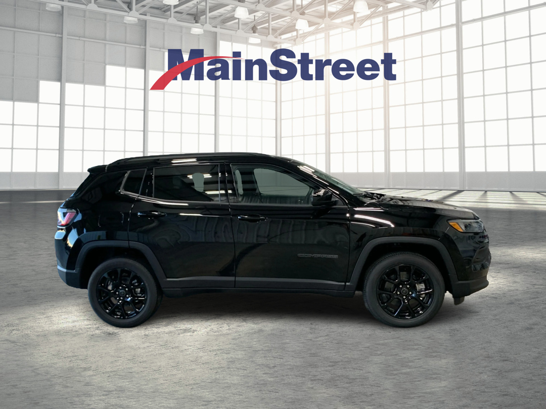 2026 Jeep Compass Latitude Altitude photo 4