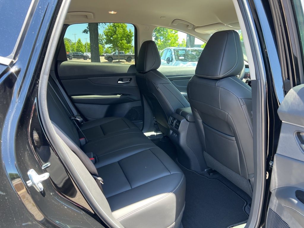 2025 Nissan Murano SV photo 9